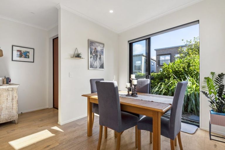 Photo of property in 15 Oioi Road, Hobsonville, Auckland, 0616