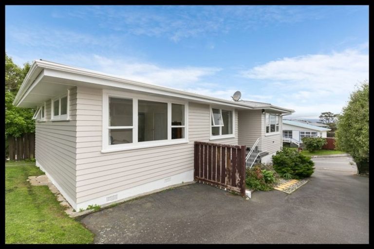 Photo of property in 32 Branscombe Street, Johnsonville, Wellington, 6037