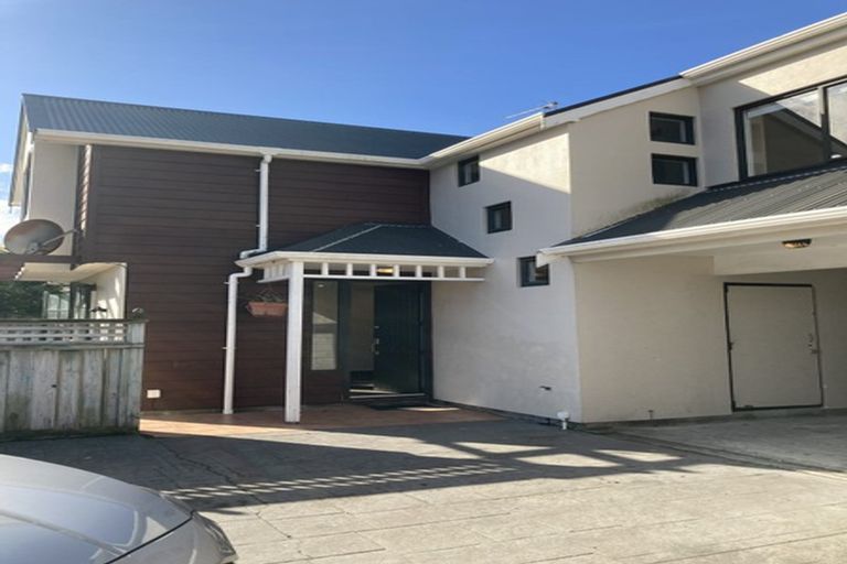 Photo of property in 227 The Parade, Island Bay, Wellington, 6023