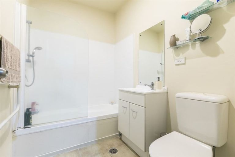 Photo of property in 15/17 Georgia Terrace, Albany, Auckland, 0632