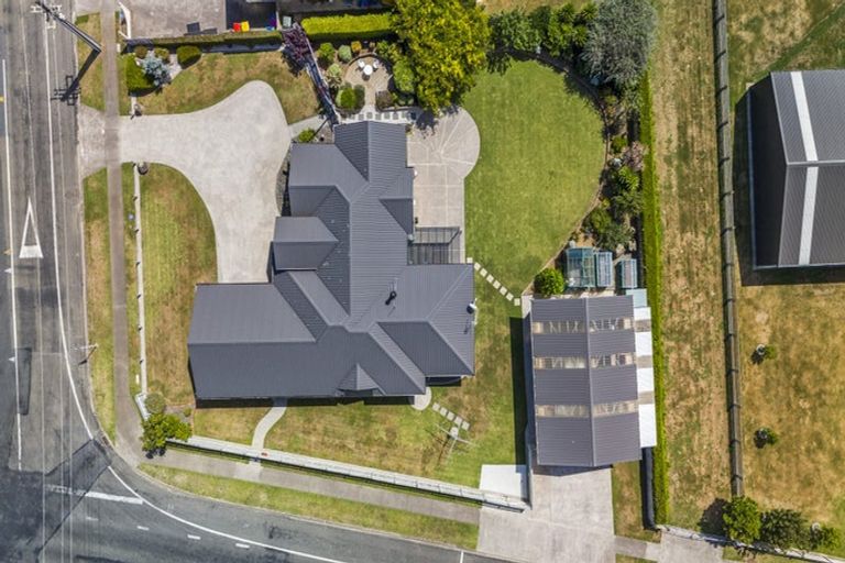 Photo of property in 79 Turuturu Road, Hawera, 4610