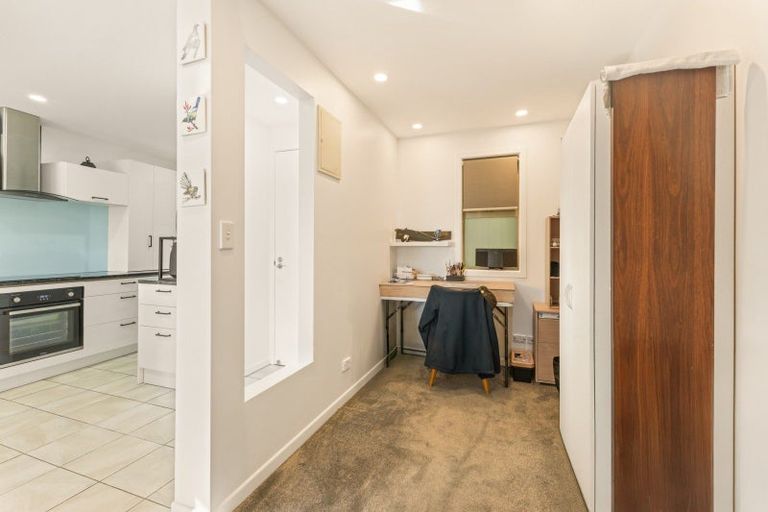 Photo of property in Bridgewater Apartments, 201/7 Te Rangi Cross Road, Paihia, 0200