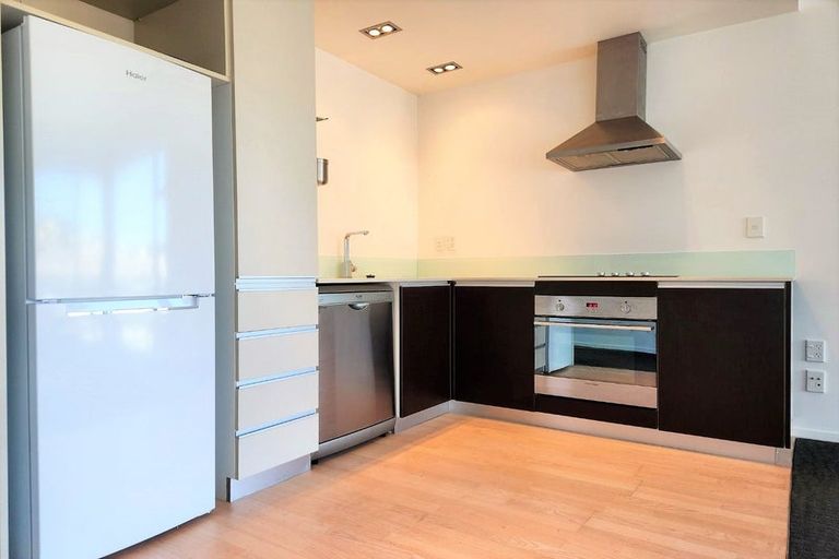 Photo of property in Revolucion Apartments, 305n/28 Torrens Terrace, Mount Cook, Wellington, 6011