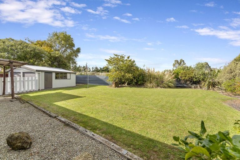 Photo of property in 12 Pinedale Parade, Milson, Palmerston North, 4414