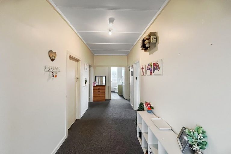 Photo of property in 294 Princes Street, Strathern, Invercargill, 9812