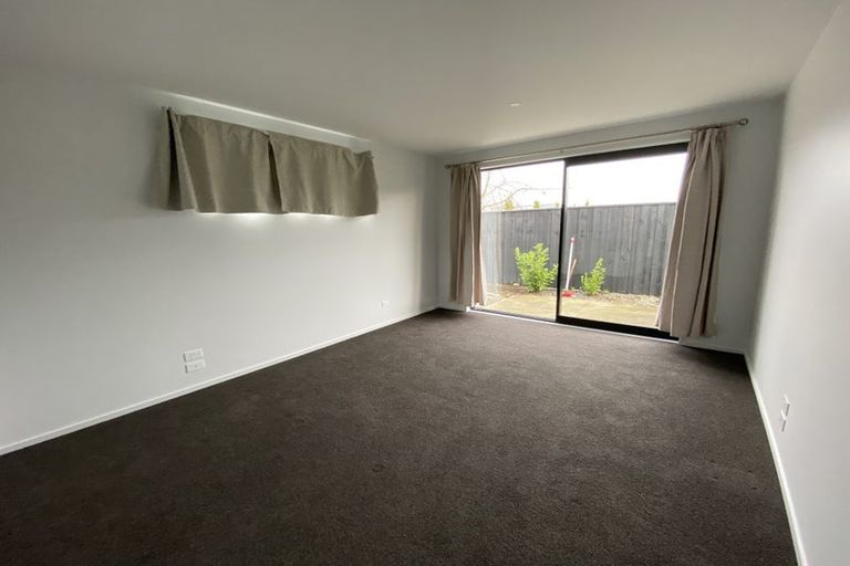 Photo of property in 12 Northmoor Boulevard, Rolleston, 7615