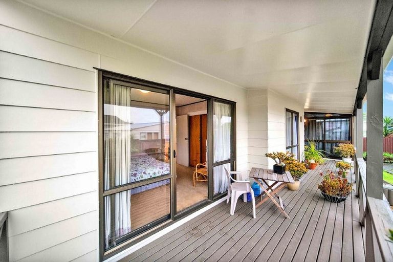 Photo of property in 2 Romilly Court, Papakura, 2110