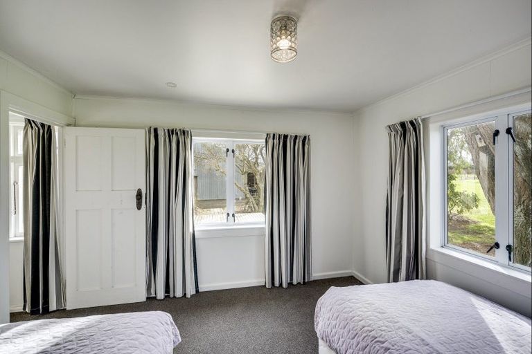 Photo of property in 43 Crosses Road, Havelock North, Hastings, 4172