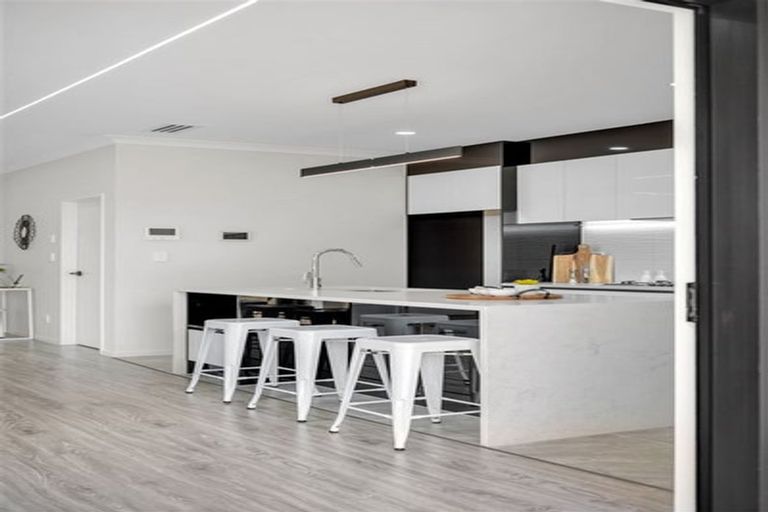 Photo of property in 73 Koromeke Street, Flat Bush, Auckland, 2019