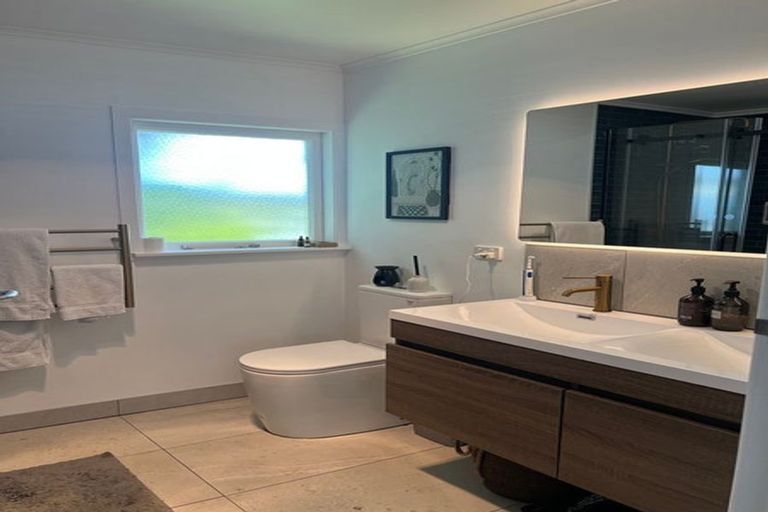 Photo of property in 26 Saffron Street, Birkdale, Auckland, 0626