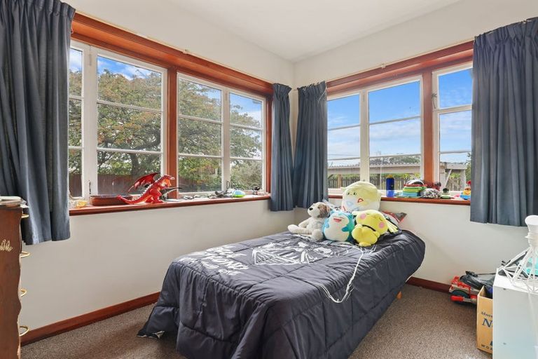 Photo of property in 17 Kerrs Road, Linwood, Christchurch, 8062