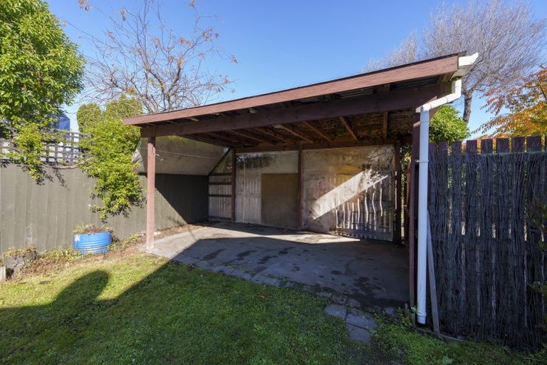 Photo of property in 12 Taylors Avenue, Bryndwr, Christchurch, 8052
