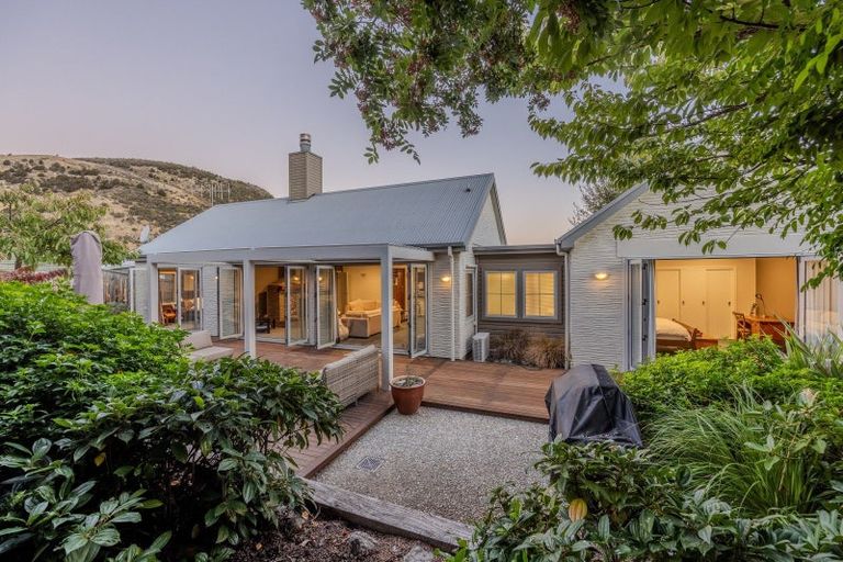 Photo of property in 45 Rob Roy Lane, Wanaka, 9305