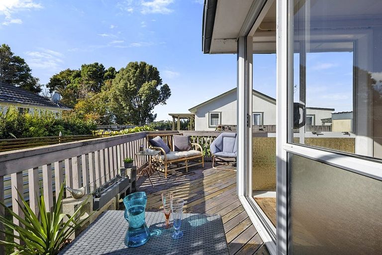 Photo of property in 17 Aotea Street, Welbourn, New Plymouth, 4312