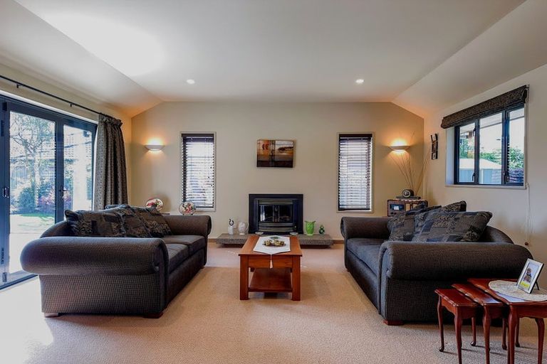 Photo of property in 8 Fuchsia Place, Springlands, Blenheim, 7201