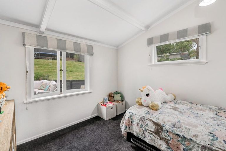 Photo of property in 3 Gow Street, Helensville, 0800