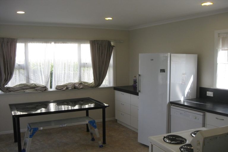 Photo of property in 14 Humphries Street, Greytown, 5712