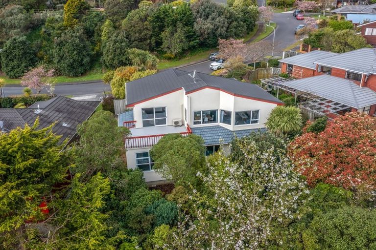Photo of property in 44 Sailmaker Close, Whitby, Porirua, 5024