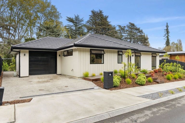 Photo of property in 10 Mclaughlin Lane, Stoke, Nelson, 7011