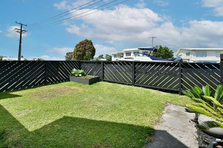 Photo of property in 7 Melandra Road, Stanmore Bay, Whangaparaoa, 0932
