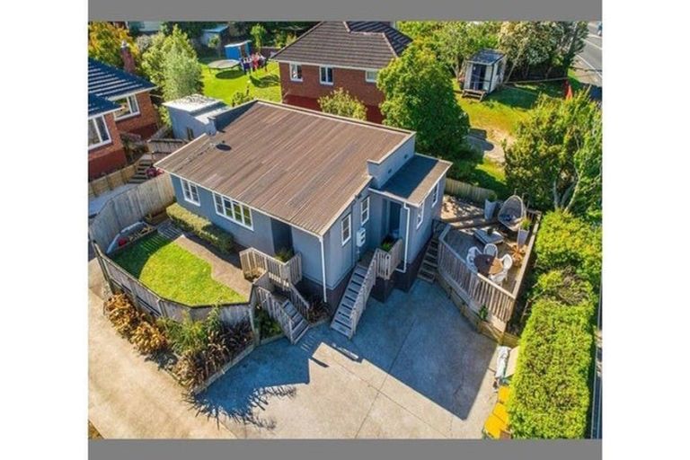 Photo of property in 66a Don Buck Road, Massey, Auckland, 0614