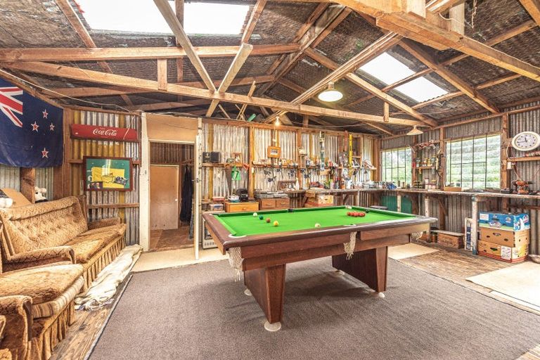 Photo of property in 37 Bear Street, Waverley, 4510
