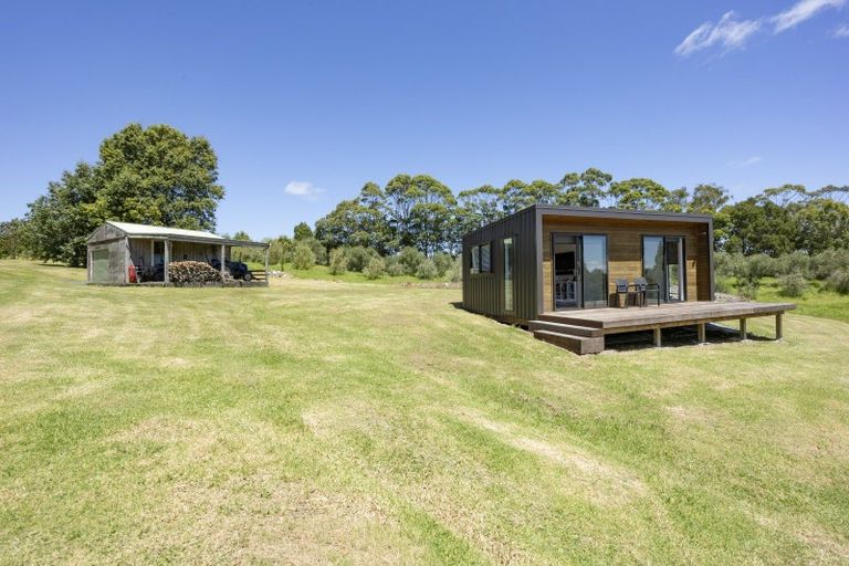 Photo of property in 193 Shegadeen Road, Wharehine, Wellsford, 0973