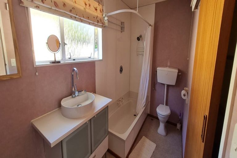 Photo of property in 2/39 Waipapa Road, Hataitai, Wellington, 6021