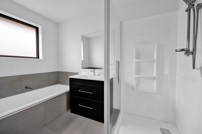 Photo of property in 130b Manawapou Road, Hawera, 4610