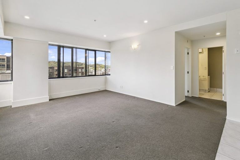Photo of property in St Peters Apartments, 10a/192 Willis Street, Te Aro, Wellington, 6011