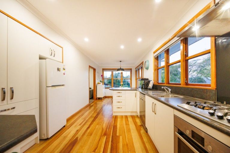 Photo of property in 46 Churchill Avenue, Hokowhitu, Palmerston North, 4410