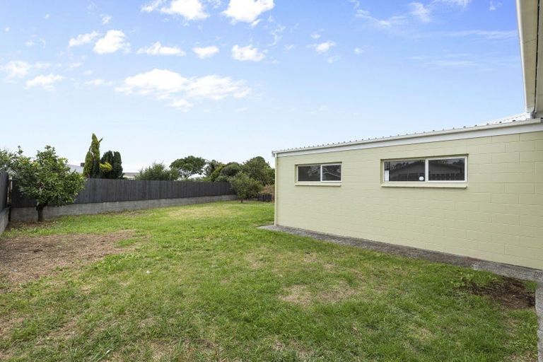 Photo of property in 6 Ranfurly Street, Waitara, 4320