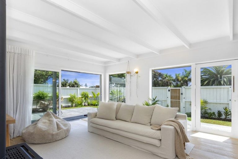 Photo of property in 86a Oceanview Road, Mount Maunganui, 3116