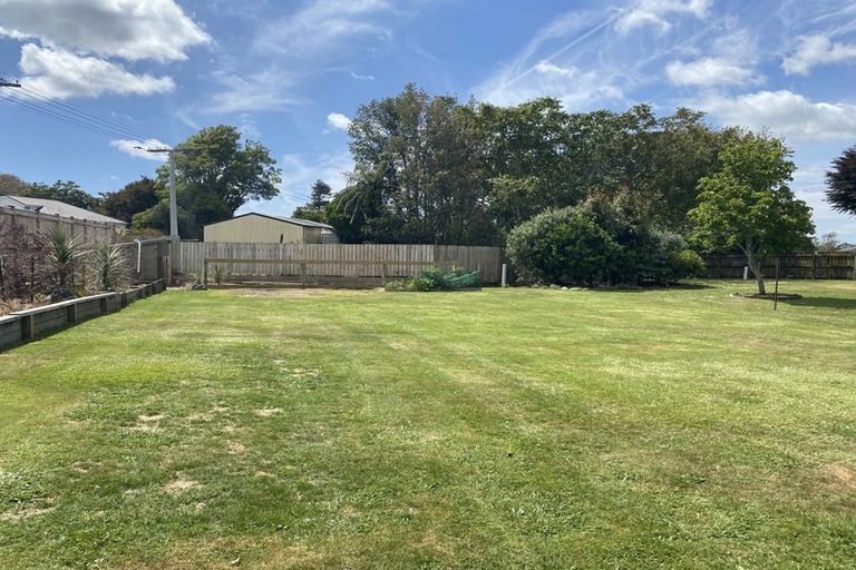 Photo of property in 13 Miro Street, New Lynn, Auckland, 0600