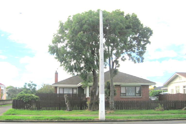 Photo of property in 150 Carruth Road, Papatoetoe, Auckland, 2025