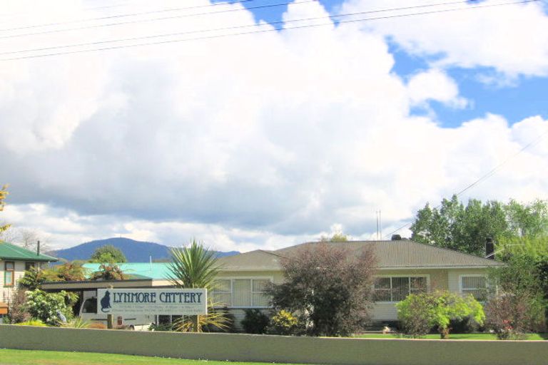 Photo of property in 6 Larcy Road, Lynmore, Rotorua, 3010