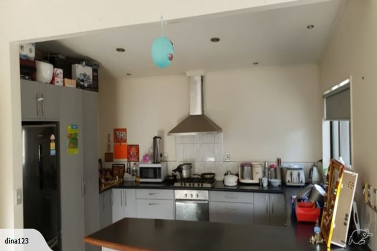 Photo of property in 6a Claverton Grove, Churton Park, Wellington, 6037