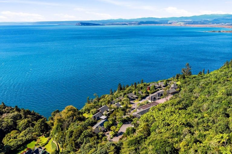 Photo of property in 88 Pukawa Road, Pukawa Bay, Turangi, 3381