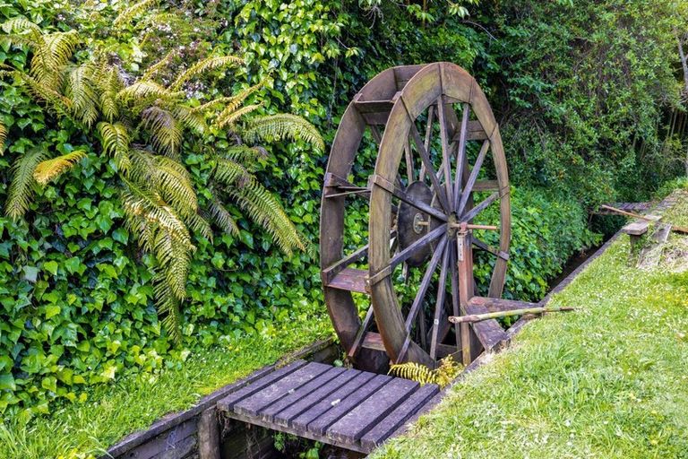 Photo of property in 25 Falstaff Street, Stratford, 4332