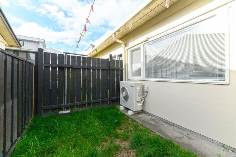 Photo of property in 3/5 Keeling Road, Henderson, Auckland, 0612