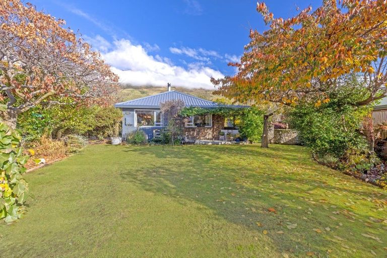 Photo of property in 6 Mill End, Wanaka, 9305