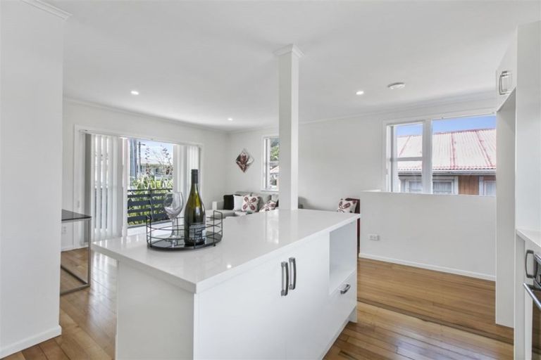 Photo of property in 1/23 Richard Road, Mangere, Auckland, 2022