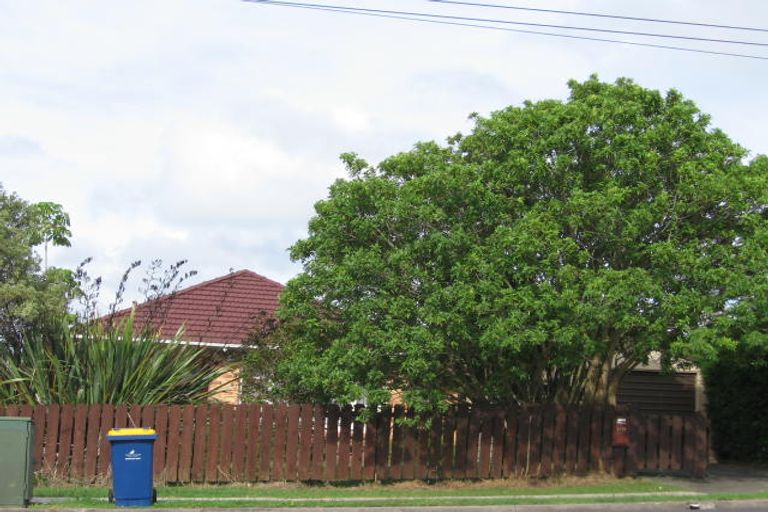 Photo of property in 110 Rosier Road, Glen Eden, Auckland, 0602