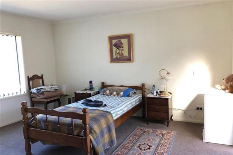 Photo of property in 15 Nier Place, East Tamaki Heights, Auckland, 2016