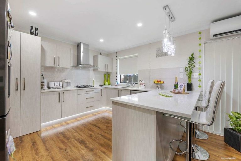 Photo of property in 47a Gloucester Road, Manurewa, Auckland, 2102