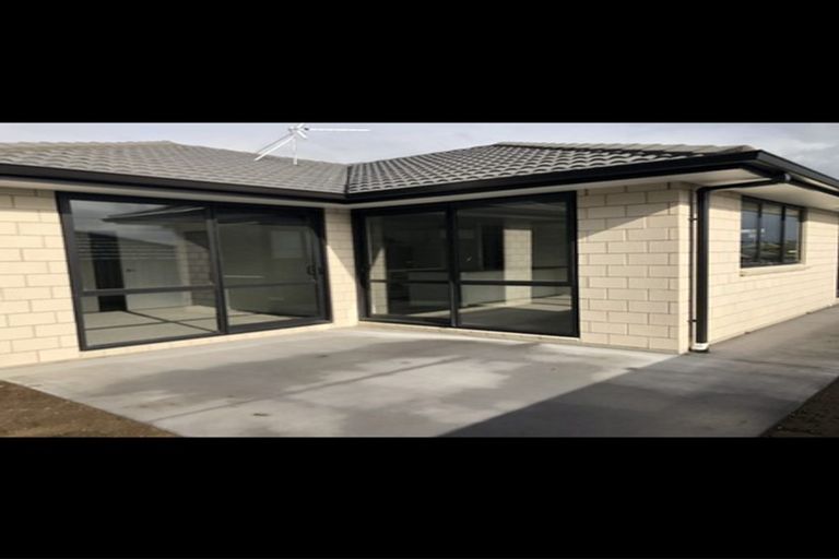 Photo of property in 7 Albatross Lane, Welcome Bay, Tauranga, 3112