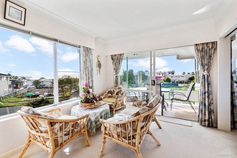 Photo of property in 7 Sea Spray Drive, Bucklands Beach, Auckland, 2012