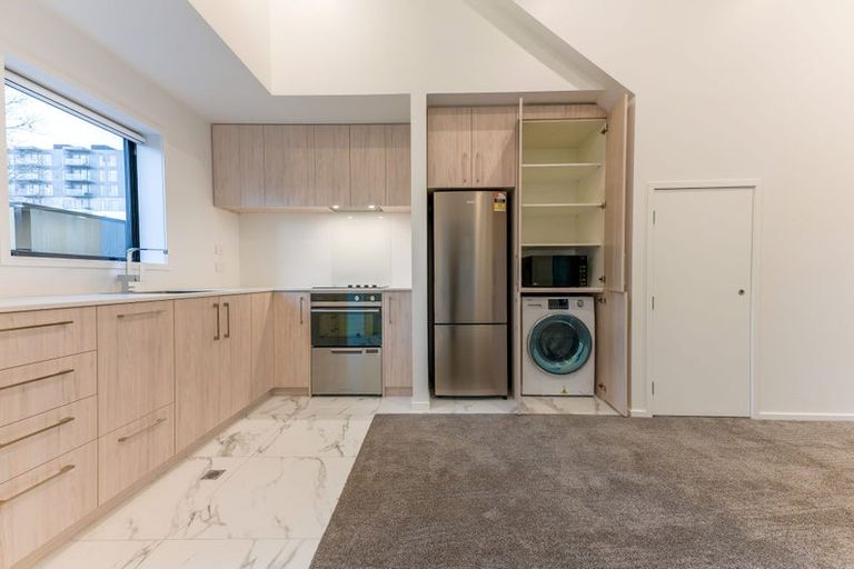 Photo of property in 6a/2 Taramea Place, Addington, Christchurch, 8024