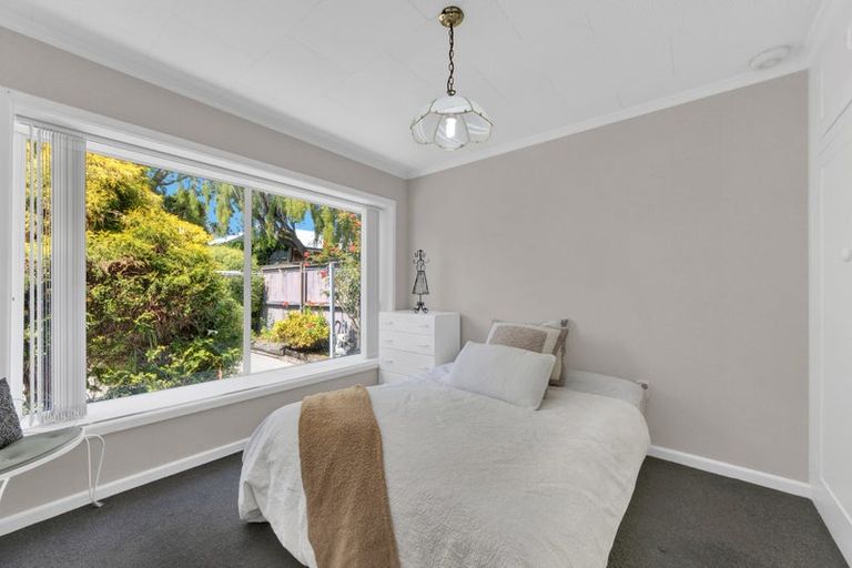 Photo of property in 233 Fifield Terrace, Opawa, Christchurch, 8023