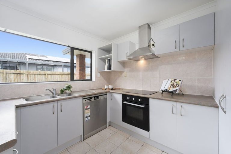 Photo of property in 13b Parkcrest Drive, Henderson, Auckland, 0612